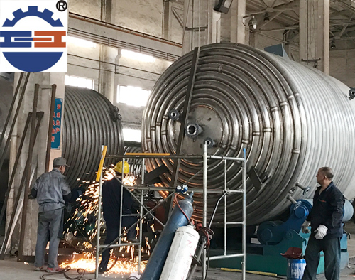 不銹鋼反應(yīng)釜進(jìn)行投料工作的時候要做好哪些相關(guān)準(zhǔn)備？